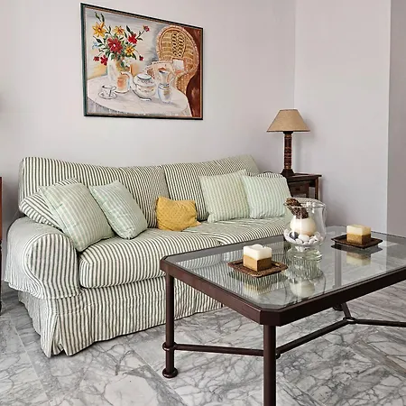 Puerto Banus, 400 Metres To The Apartment Marbella